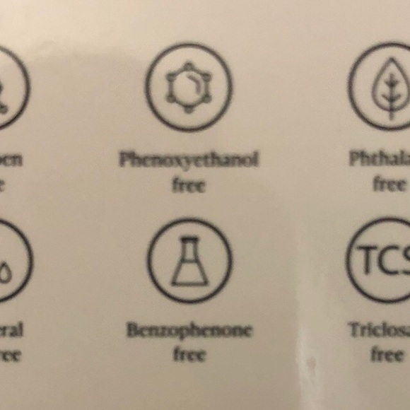 Hydrangea Tea Intensive Hydration Serum - Pink - Picture 3 of 5